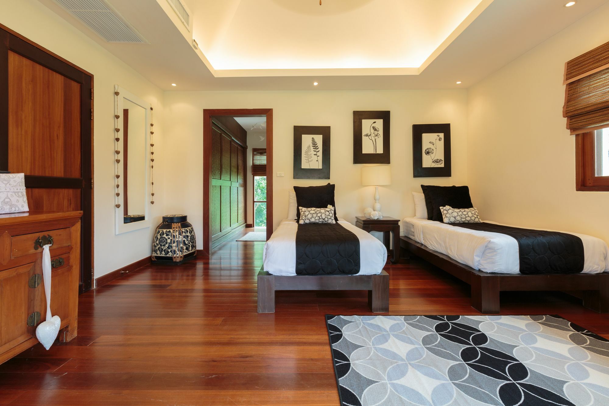 Baan Fah Sai 4Br Private Pool & Walk To Beach หาดแหลมเส็ด ภายนอก รูปภาพ